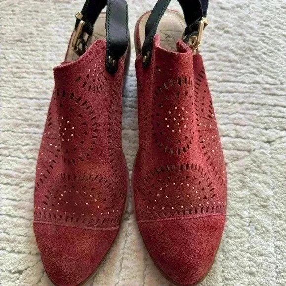 Latigo woman’s sling back heels size 7.5 - Picture 6 of 7